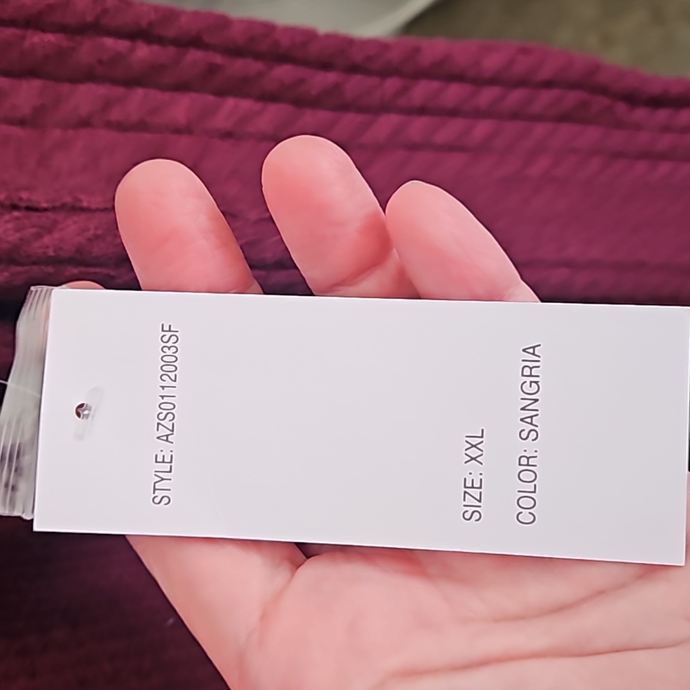 Design History Mock Turtleneck Sweater with Front Cutout - Sangria New - Picture 4 of 9